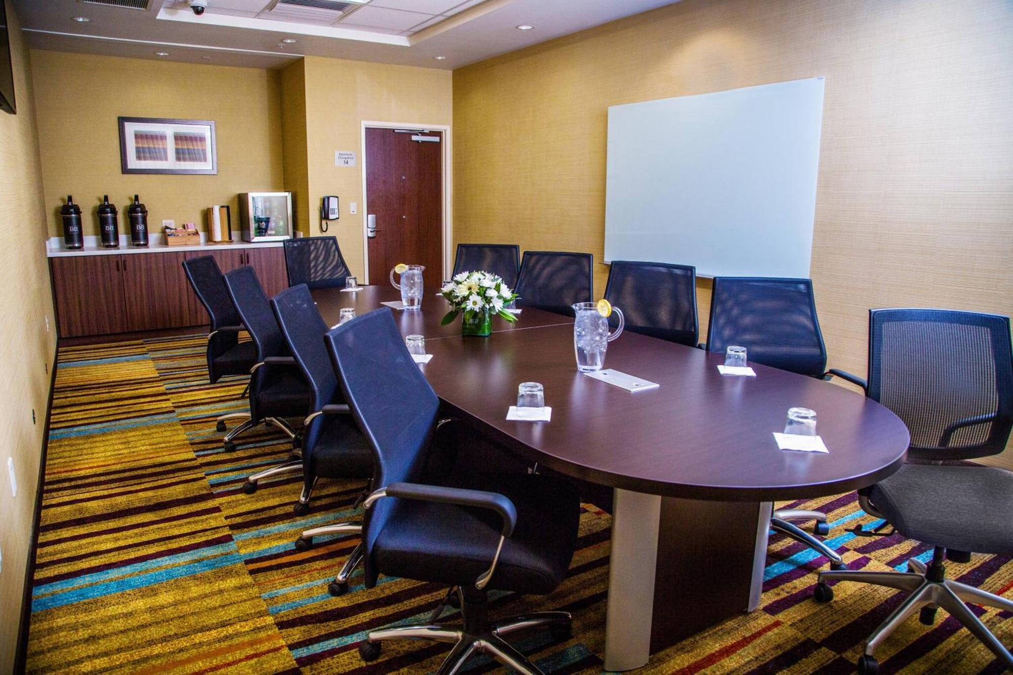 Fairfield Inn & Suites By Marriott Покателло Экстерьер фото